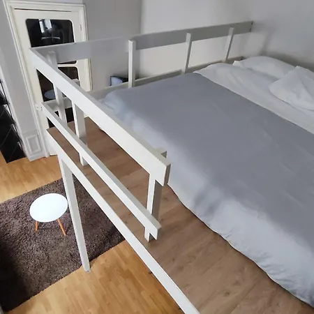 Paris 16 Studio Near Arc De Triomphe And Eiffel Tower * Paris