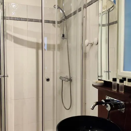 Apartamento Paris 16 Studio Near Arc De Triomphe And Eiffel Tower *